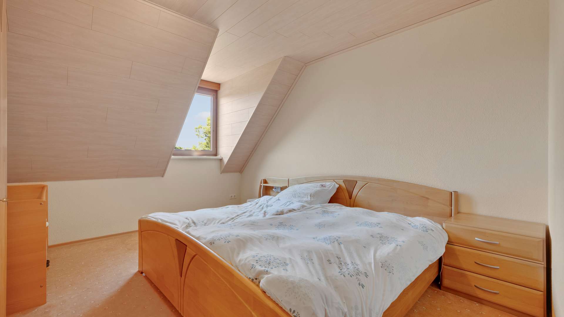 DG - Schlafzimmer