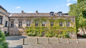 Außenansicht Haupthaus