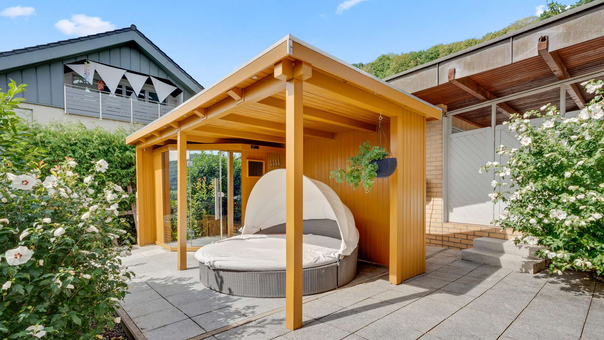 Pergola mit Sauna