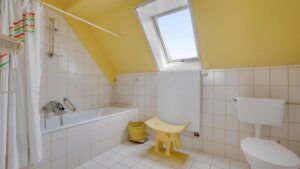 Haus DG Badezimmer