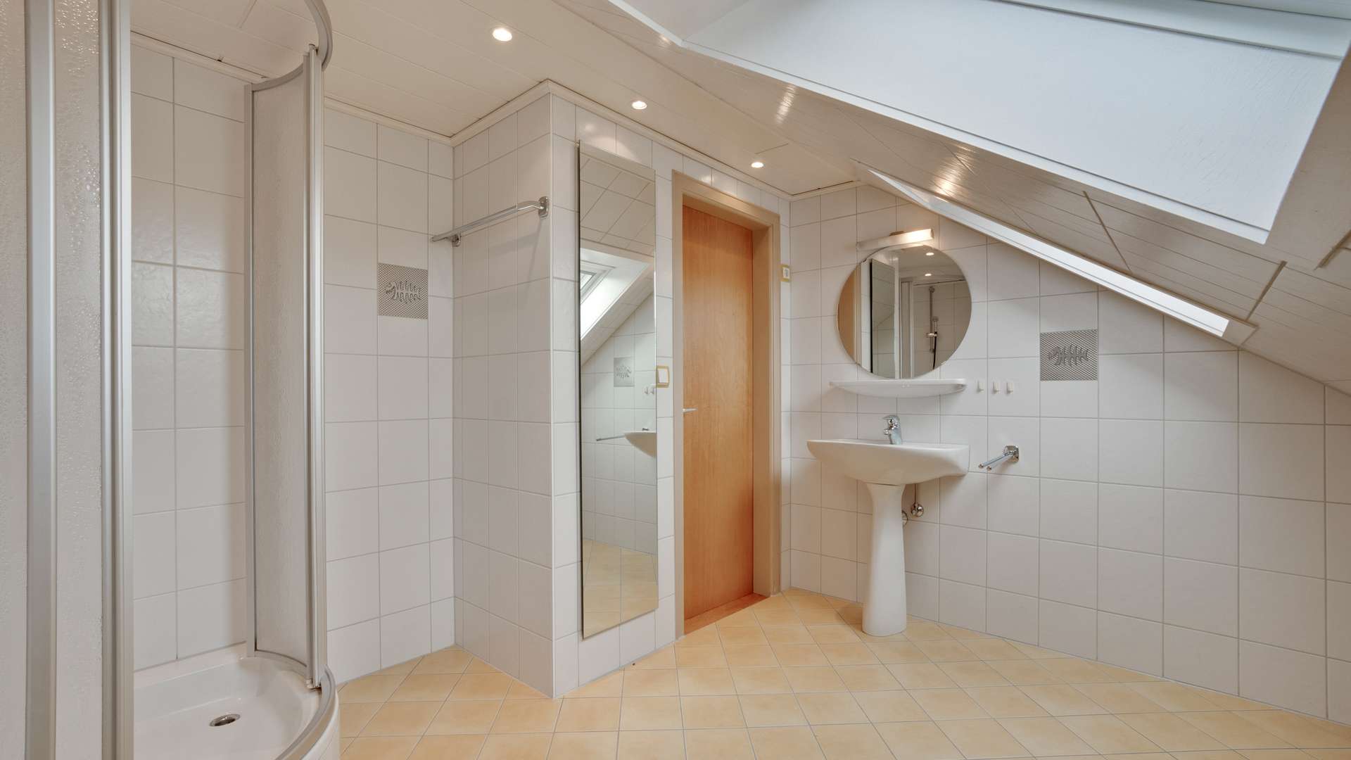DG - Badezimmer - Haus