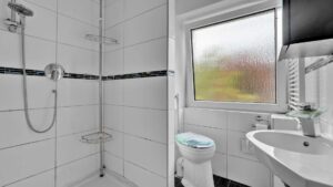 OG - Badezimmer 2 - Haupthaus