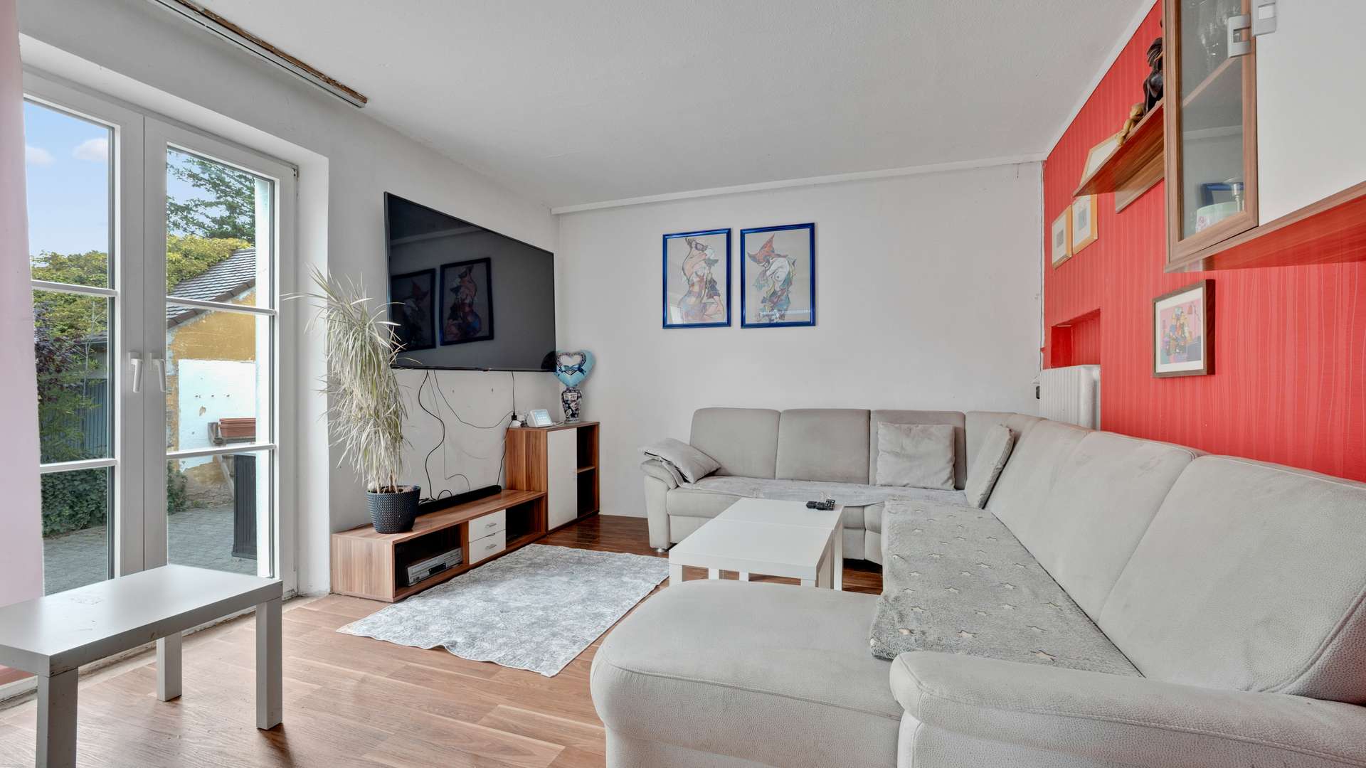 EG - Wohnzimmer - Haupthaus