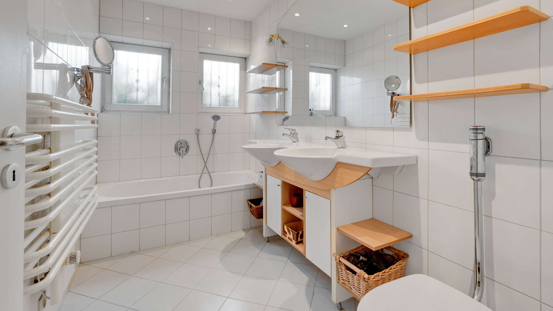 EG - Badezimmer 1