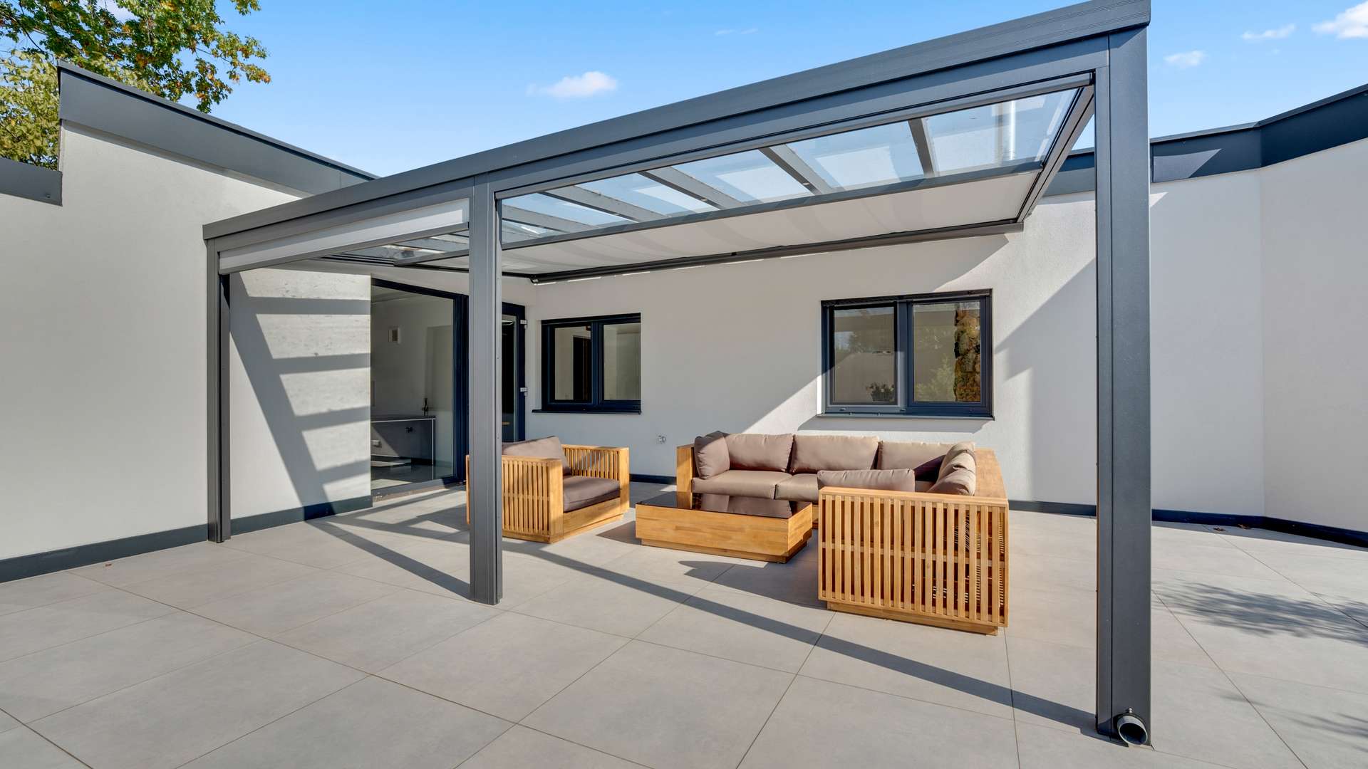 EG - Überdachte Terrasse