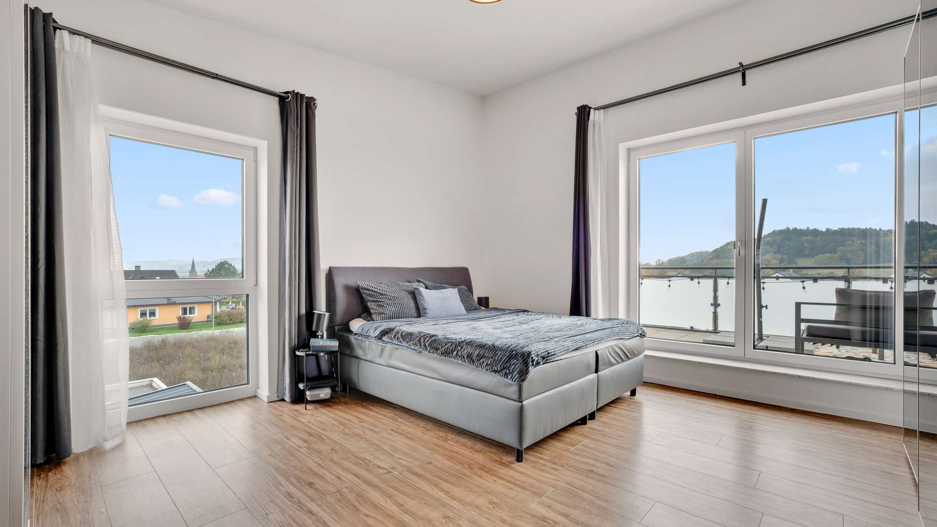 2. OG - Schlaf-/Ankleidezimmer