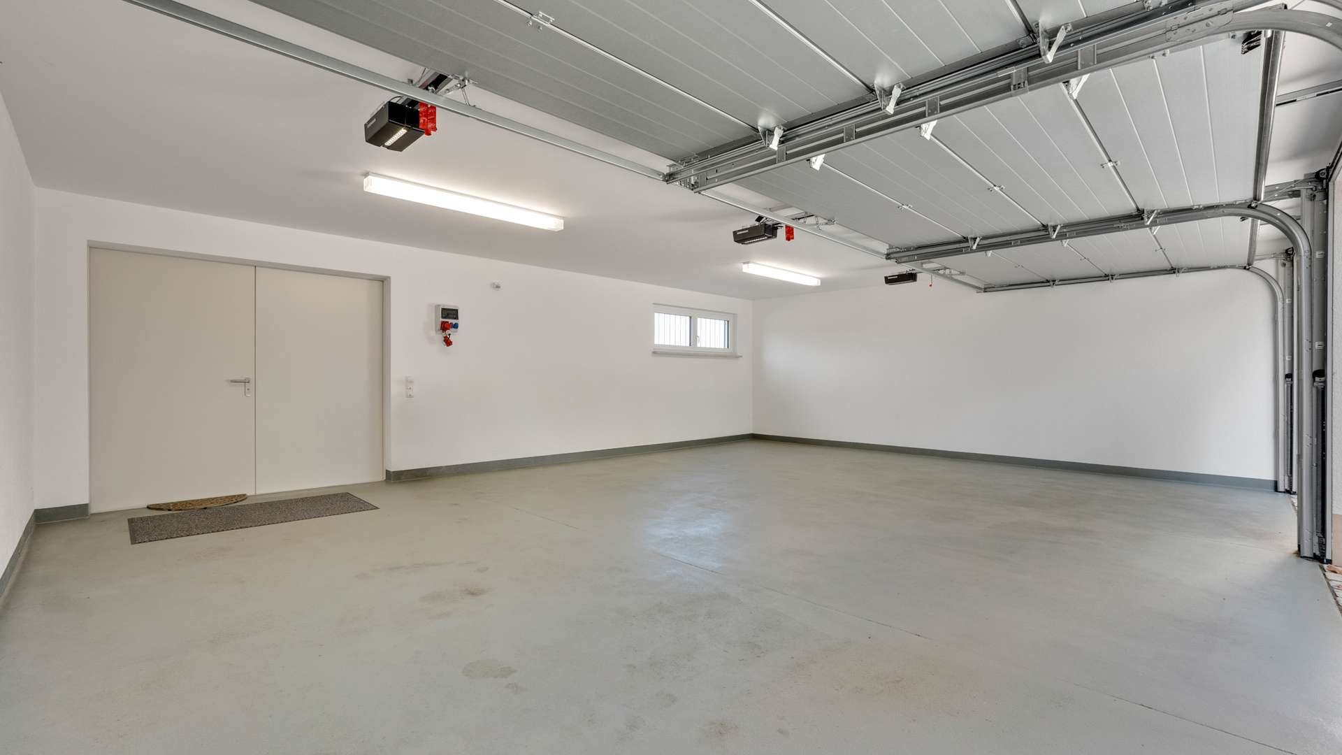 Dreifachgarage